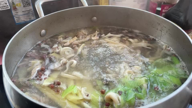 羊杂汤的做法