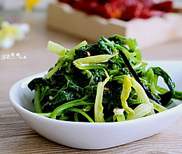 凉拌芹菜叶#春天不减肥，夏天肉堆堆#的做法