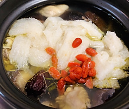 滋补汤品-竹荪鸡汤的做法