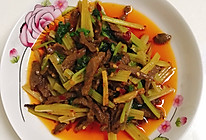 芹菜炒牛肉丝的做法