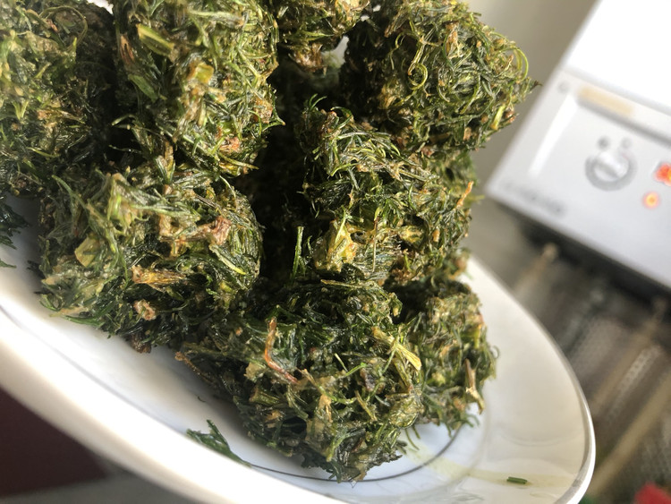 炸茴香丸子的做法