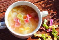 水果蝴蝶面羹的做法