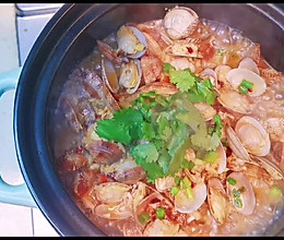 #巨下饭的家常菜#花甲粉丝煲的做法