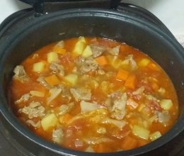 简式罗宋汤（杂炖牛腩筋)的做法