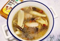 #给年味整点鲜的#松茸鸡汤的做法