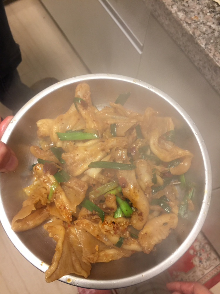 爆炒鸭掌的做法