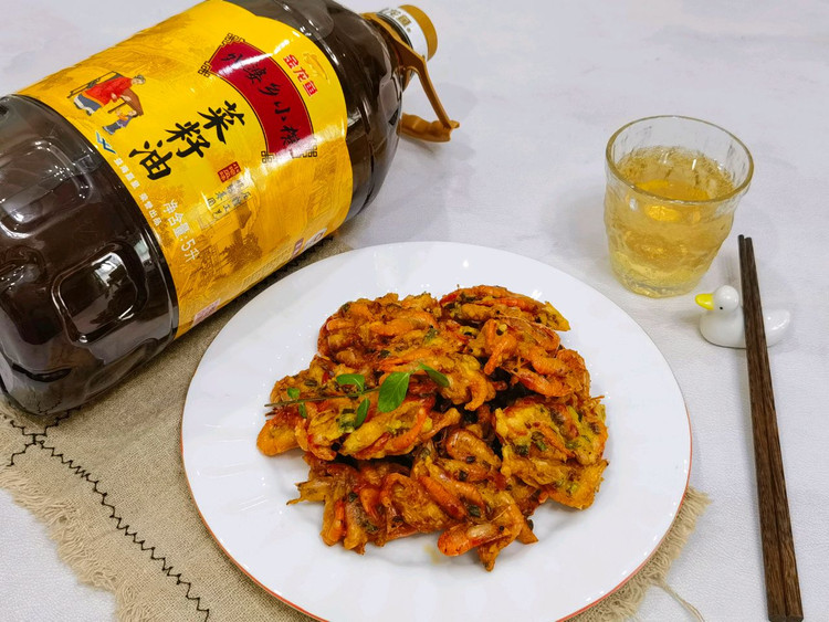 怀旧美食/面拖小河虾的做法