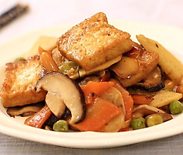 迷迭香：素八珍豆腐的做法