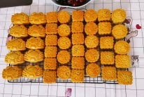 莲蓉月饼的做法