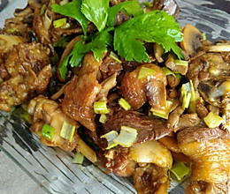 口蘑炒鸡的做法