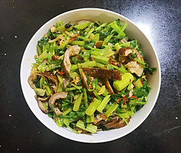 香芹腊肠的做法