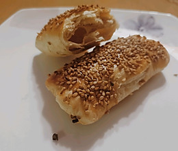 #餐桌上的春日限定#酥到掉渣的芝麻烧饼的做法