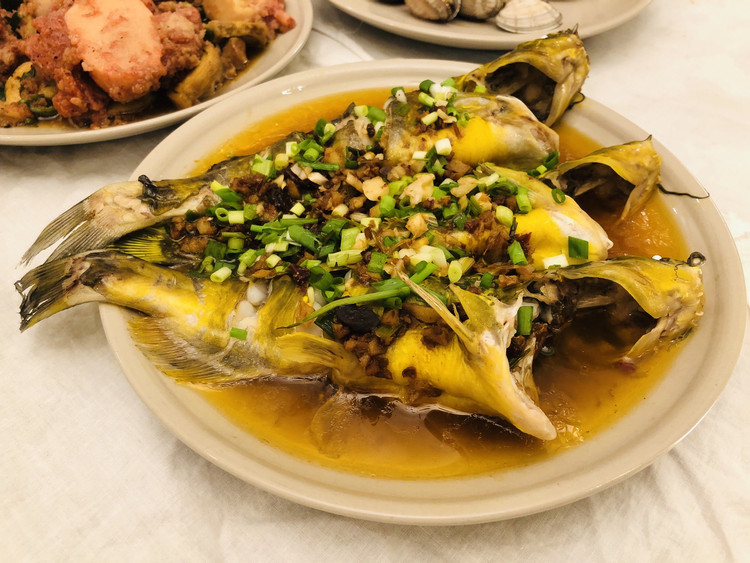 蒜蓉豆鼓蒸黄骨鱼的做法