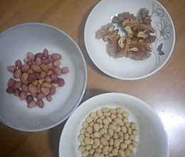 花生核桃豆浆的做法