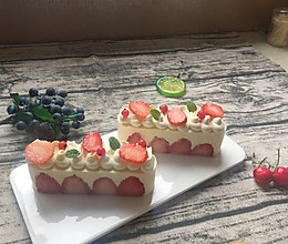 从零开始做蛋糕之【草莓酸奶慕斯蛋糕】的做法