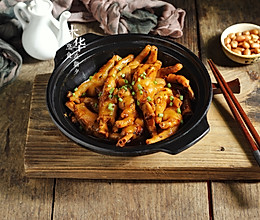 #《风味人间》美食复刻大挑战#烧鸡爪的做法
