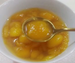 酸甜润喉～冰镇枇杷膏的做法