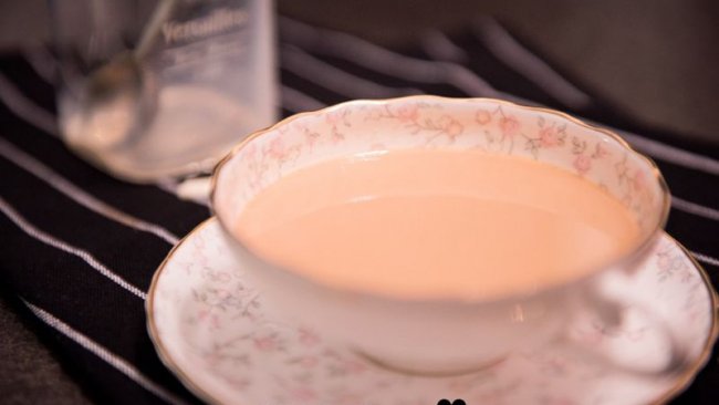 丝滑港式奶茶的做法