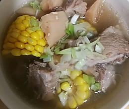 玉米莲藕排骨汤的做法