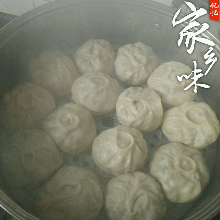 猪肉包菜粉条包子的做法