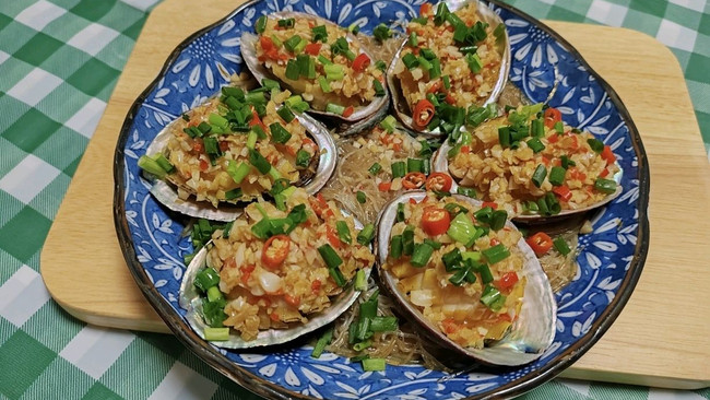 蒜蓉粉丝蒸小鲍鱼的做法