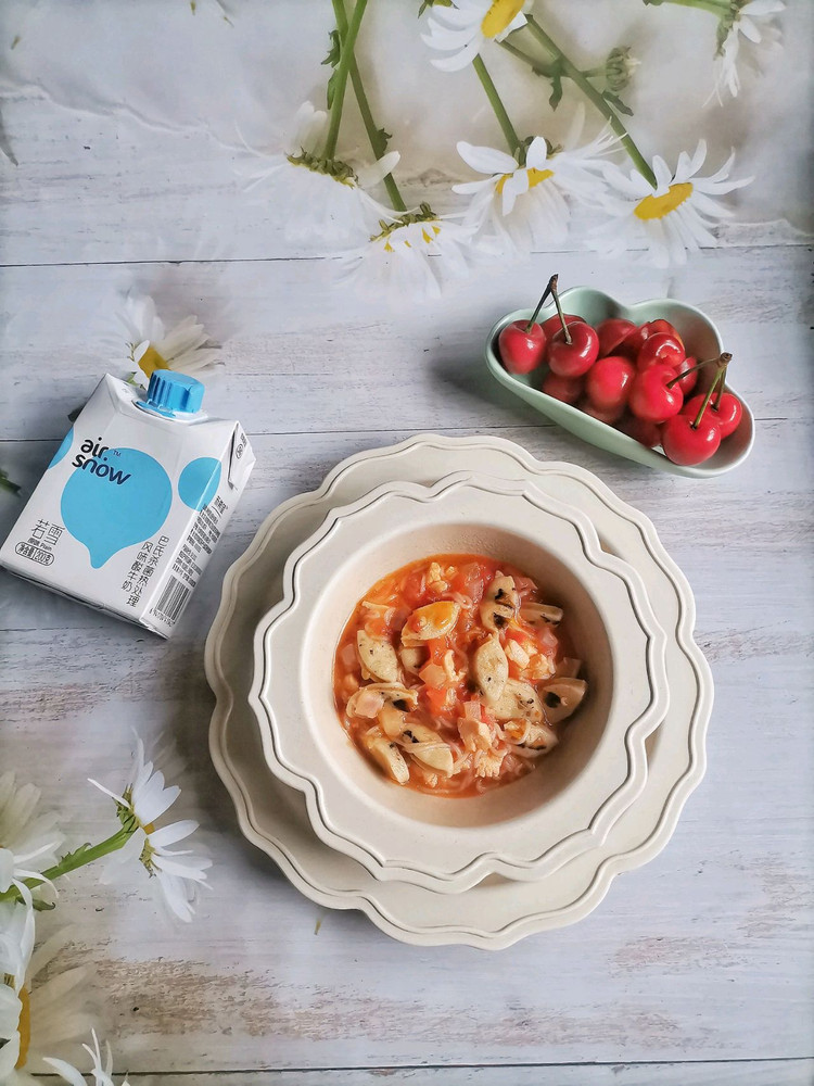 番茄三文鱼闷面的做法