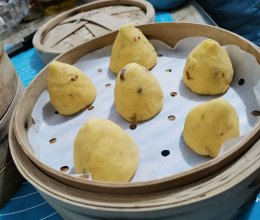 红枣栗丁玉米面窝窝头的做法