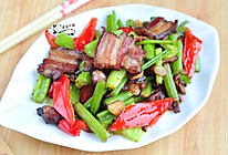 西芹炒腊肉#我要上首页清爽家常菜#的做法