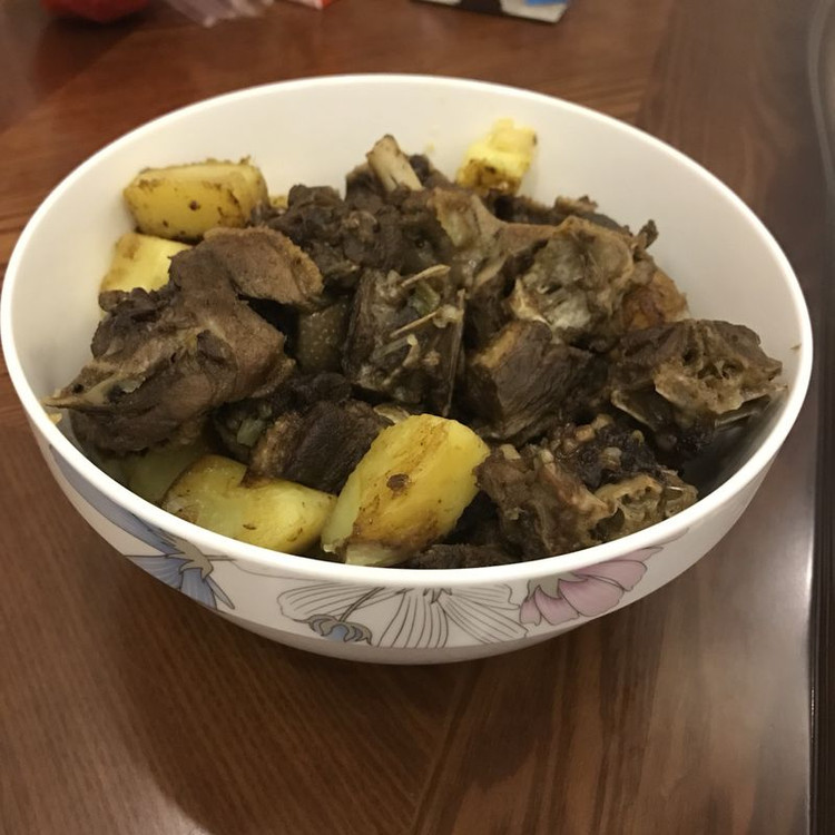 大鹅炖土豆的做法