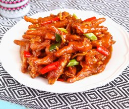 香辣鸡爪￨吃完手指都要舔干净的做法