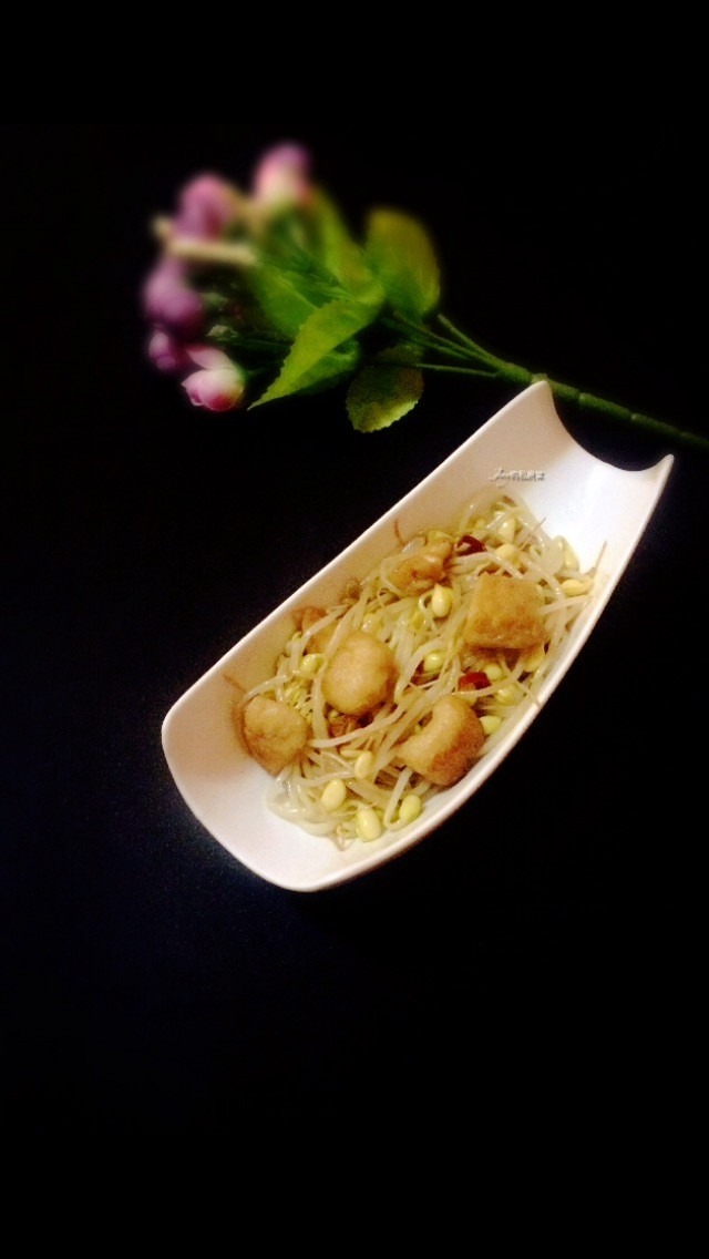 黄豆芽炒油豆腐的做法