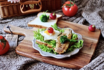 #一道菜表白豆果美食#开放式鳕鱼鸡蛋三明治的做法