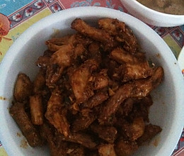 下饭菜，炒鸡脖子的做法