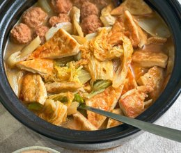 温暖的白菜豆腐煲的做法