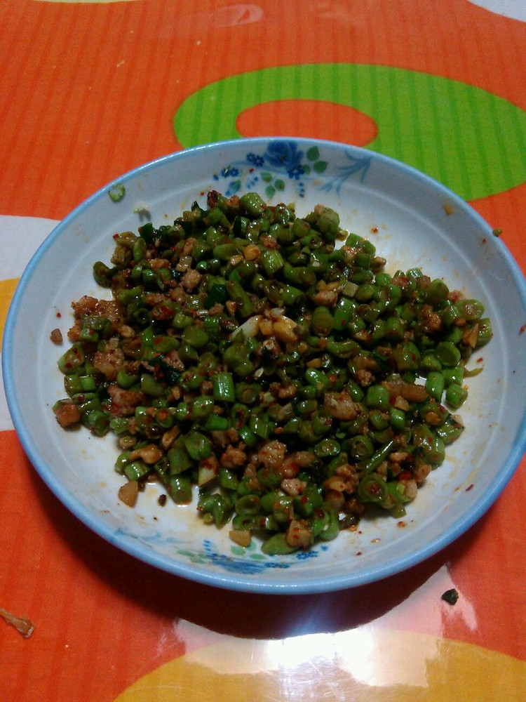 肉沬豇豆的做法