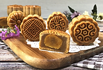 广式月饼：蛋黄莲蓉月饼的做法