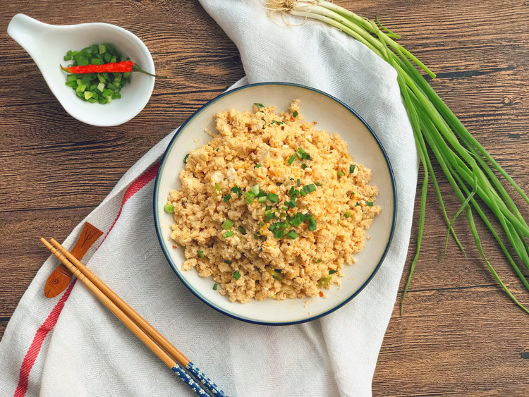 鸡刨豆腐-给咸蛋白安个家的做法