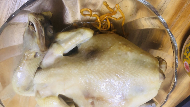 董小姐！电饭煲白斩鸡的做法