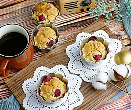 #爱乐甜夏日轻脂甜蜜#红树莓爆浆马芬的做法