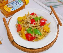 #让每餐蔬菜都营养美味#彩椒炒蛤肉的做法