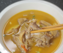 酸萝卜炖老鸭汤的做法