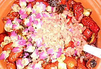 女人必喝的益气补血养颜汤的做法