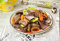 鸭血小炒的做法