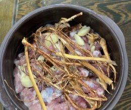 五指毛桃蒸排骨的做法