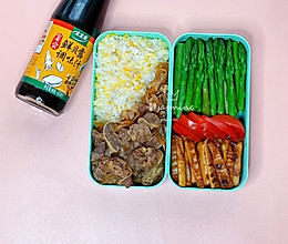 #春日时令，美味尝鲜#鲜贝露春日尝鲜｜肥牛饭+春笋的做法