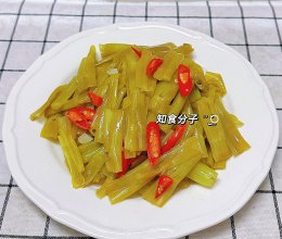 酸辣通心菜梗的做法