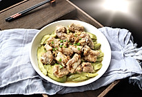 #母亲节，给妈妈做道菜#蒜蓉排骨蒸苦瓜的做法