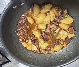 土豆红烧牛肉的做法