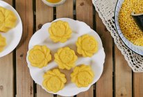 #15分钟周末菜#夏日美食~清热解暑绿豆糕的做法