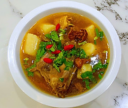 【孕妇食谱】姬松茸山药鸡汤，味道鲜美，营养丰富，孕期必备的做法